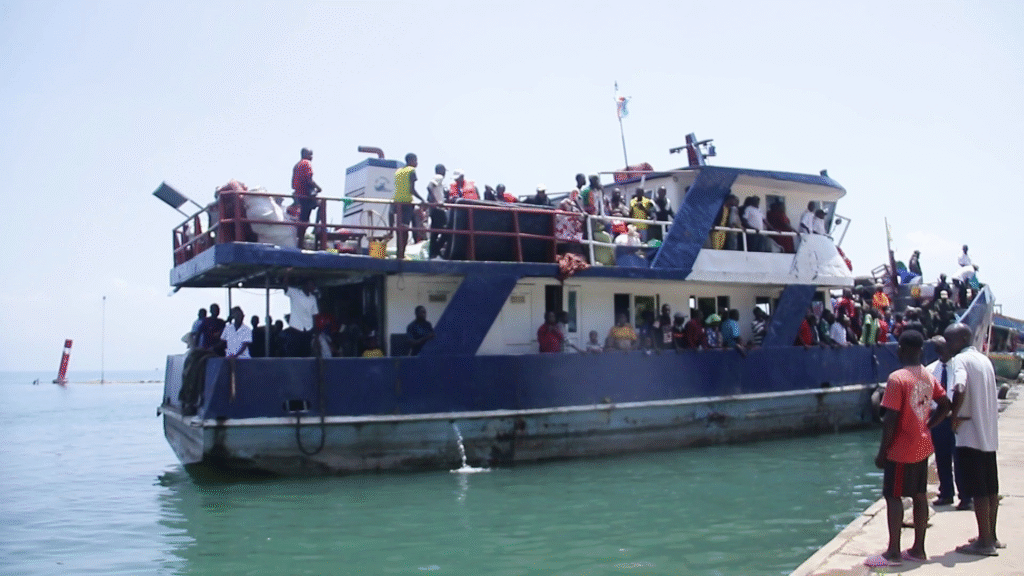 la reprise du trafic sur le Tanganyika relance Uvira et Baraka
