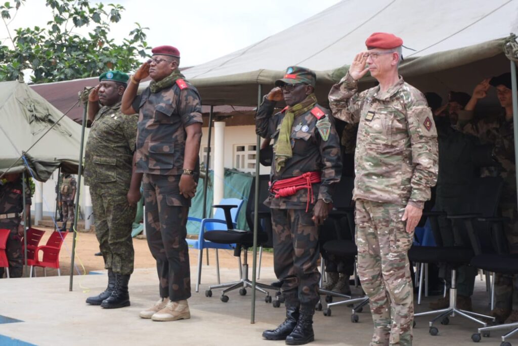 Kisangani : Plus de 700 FARDC formés au combat en jungle par la France Plus de 700 FARDC formés au combat en jungle par la France