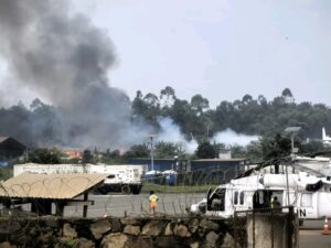 Beni : la MONUSCO maîtrise un incendie à l’aéroport de Mavivi la MONUSCO maîtrise un incendie à l’aéroport de Mavivi