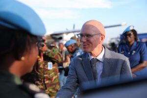 Est de la RDC : James Swan plaide pour le respect du cessez-le-feu après sa tournée James Swan plaide pour le respect du cessez-le-feu après sa tournée