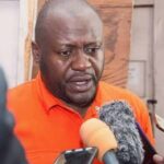 Ados Ndombasi lance une pétition contre l’accueil des migrants refoulés des États-Unis