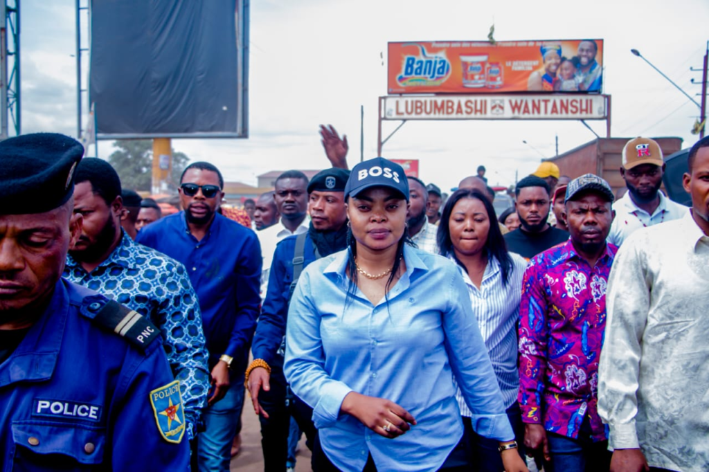 Joyce Tunda ordonne l’arrestation des vendeurs de marchés pirates à Mimbulu