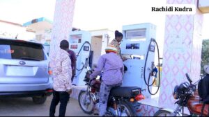 Bunia : le carburant reste cher malgré la baisse annoncée La réduction annoncée du prix du carburant par le gouvernement central tarde encore à produire ses effets dans la ville de Bunia