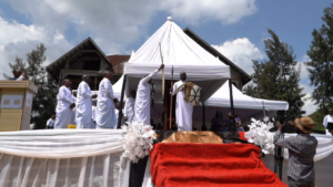 Nyiragongo : un an de règne du Mwami Kahembe Isaac IV célébré dans un élan d’unité et de paix un an de règne du Mwami Kahembe Isaac IV célébré dans un élan d’unité et de paix