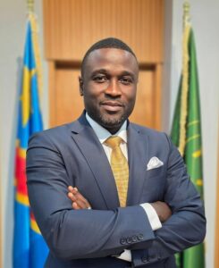 Seth Kikuni écarte le Rwanda et accuse Tshisekedi d’être responsable du chaos