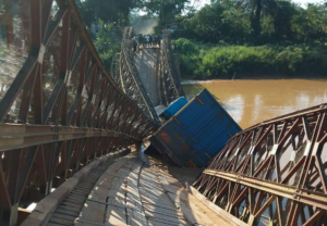 Ituri : nouvel effondrement du pont Ituri 2 sur la RN44, la société civile dénonce des travaux défectueux nouvel effondrement du pont Ituri 2 sur la RN44, la société civile dénonce des travaux défectueux