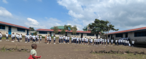 Masisi : l’ENAFEP se déroule dans le calme à Kitshanga À Kitshanga, dans le territoire de Masisi, les activités de l’Examen national de fin d’études primaires (ENAFEP)