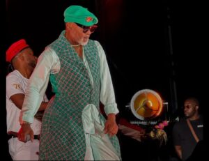Koffi Olomide entre dans l’histoire : 35 000 fans au Stade Roi Baudouin pour ses 70 ans et ses 50 ans de carrière