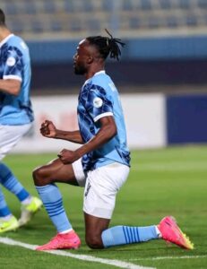 Fiston Mayele quitte Pyramids FC après quatre saisons de succès