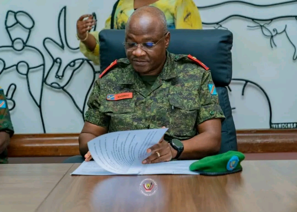 Ituri : le gouverneur durcit les mesures contre Ebola le gouverneur durcit les mesures contre Ebola