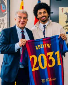 Karim Adeyemi débarque au FC Barcelone
