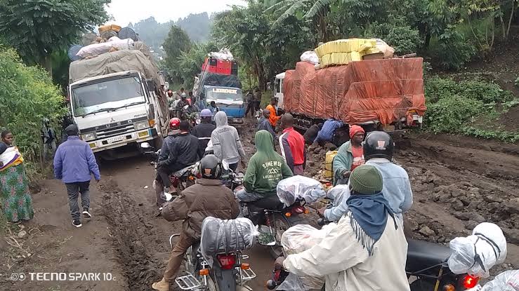 Rutshuru : des hommes armés braquent plusieurs motos sur l’axe Kibirizi–Rwindi des hommes armés braquent plusieurs motos sur l’axe Kibirizi–Rwindi