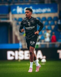 Léopards : Grady Diangana reprend l’entraînement avec Elche Grady Diangana reprend l’entraînement avec Elche