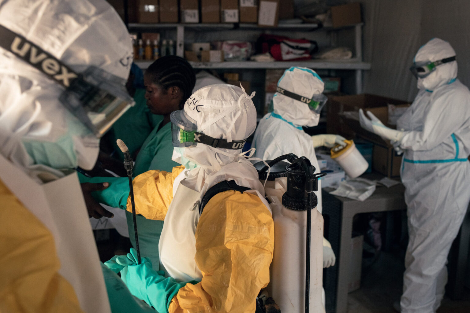MSF alerte sur les urgences sanitaires oubliées face à Ebola