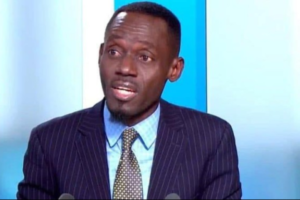 RDC : le passeport de Prince Epenge brièvement saisi à son arrivée à Kinshasa le passeport de Prince Epenge brièvement saisi à son arrivée à Kinshasa