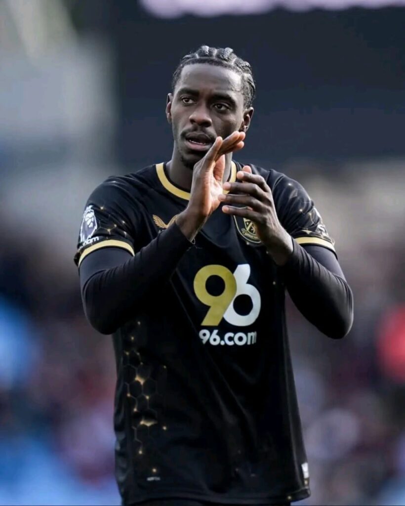 Deux grosses écuries s'intéressent à Axel Tuanzebe