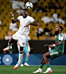 soirée noire pour Mbemba et Bongonda