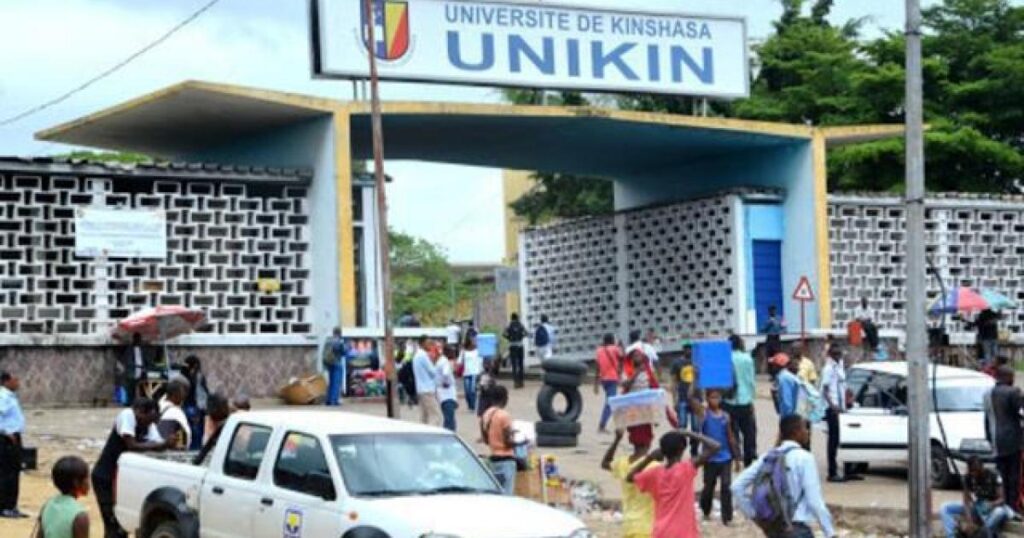 RDC : les veuves et orphelins des professeurs d’universités annoncent un sit-in au Palais de la Nation les veuves et orphelins des professeurs d’universités annoncent un sit-in au Palais de la Nation