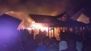 Walikale : une centaine de maisons ravagées par un incendie à Makana une centaine de maisons ravagées par un incendie à Makana