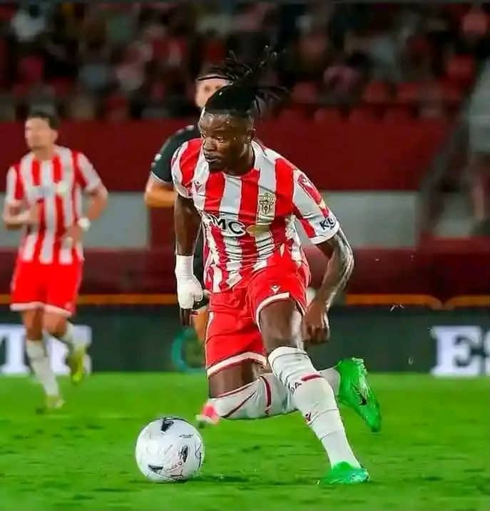 Léopards : Bryan Cipenga frappe fort et entre dans l’histoire de la Liga 2 Bryan Cipenga frappe fort et entre dans l’histoire de la Liga 2