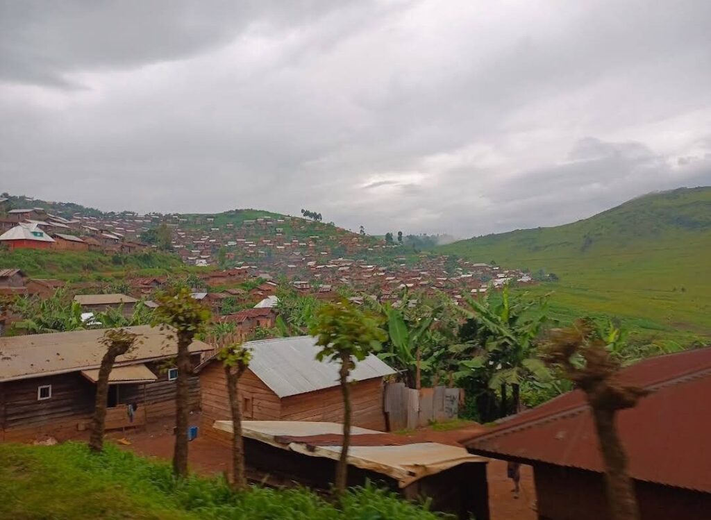 Rutshuru : des vendeuses de poissons dépouillées sur l’axe Kibirizi-Rwindi des vendeuses de poissons dépouillées sur l’axe Kibirizi-Rwindi