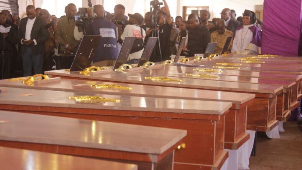 Bukavu : 28 victimes de l’incendie de Cimpunda inhumées 28 victimes de l’incendie de Cimpunda inhumées