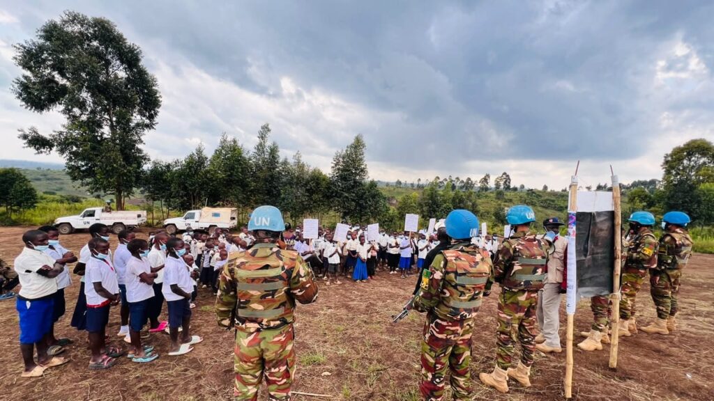 Ituri : la MONUSCO sécurise les écoles à Djugu et sensibilise contre Ebola la MONUSCO sécurise les écoles à Djugu et sensibilise contre Ebola