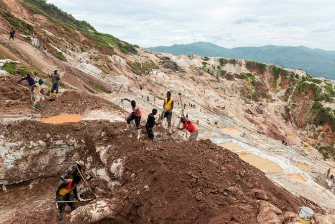 La mine de coltan de Rubaya, dans la ville du même nom, dans l’est de la République démocratique du Congo, le 24 mars 2025. ZOHRA BENSEMRA/REUTERS
