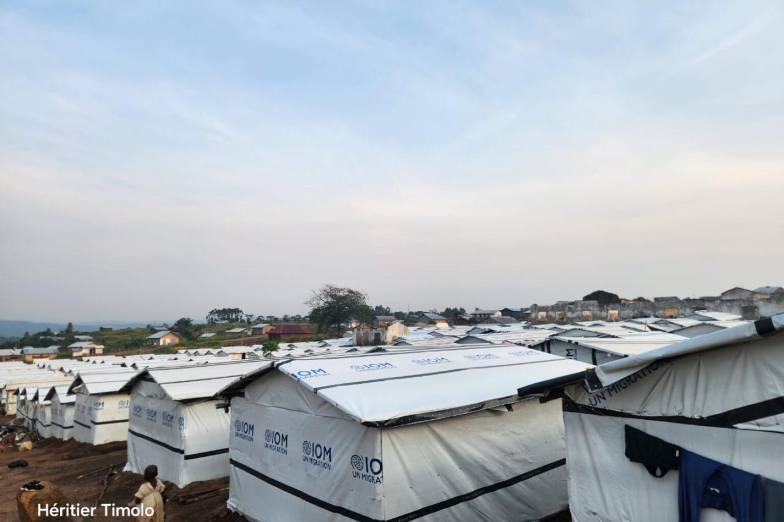 Ituri : une délégation du HCR empêchée d’accéder au site de déplacés de Kigonze par des militaires FARDC une délégation du HCR empêchée d’accéder au site de déplacés de Kigonze par des militaires FARDC