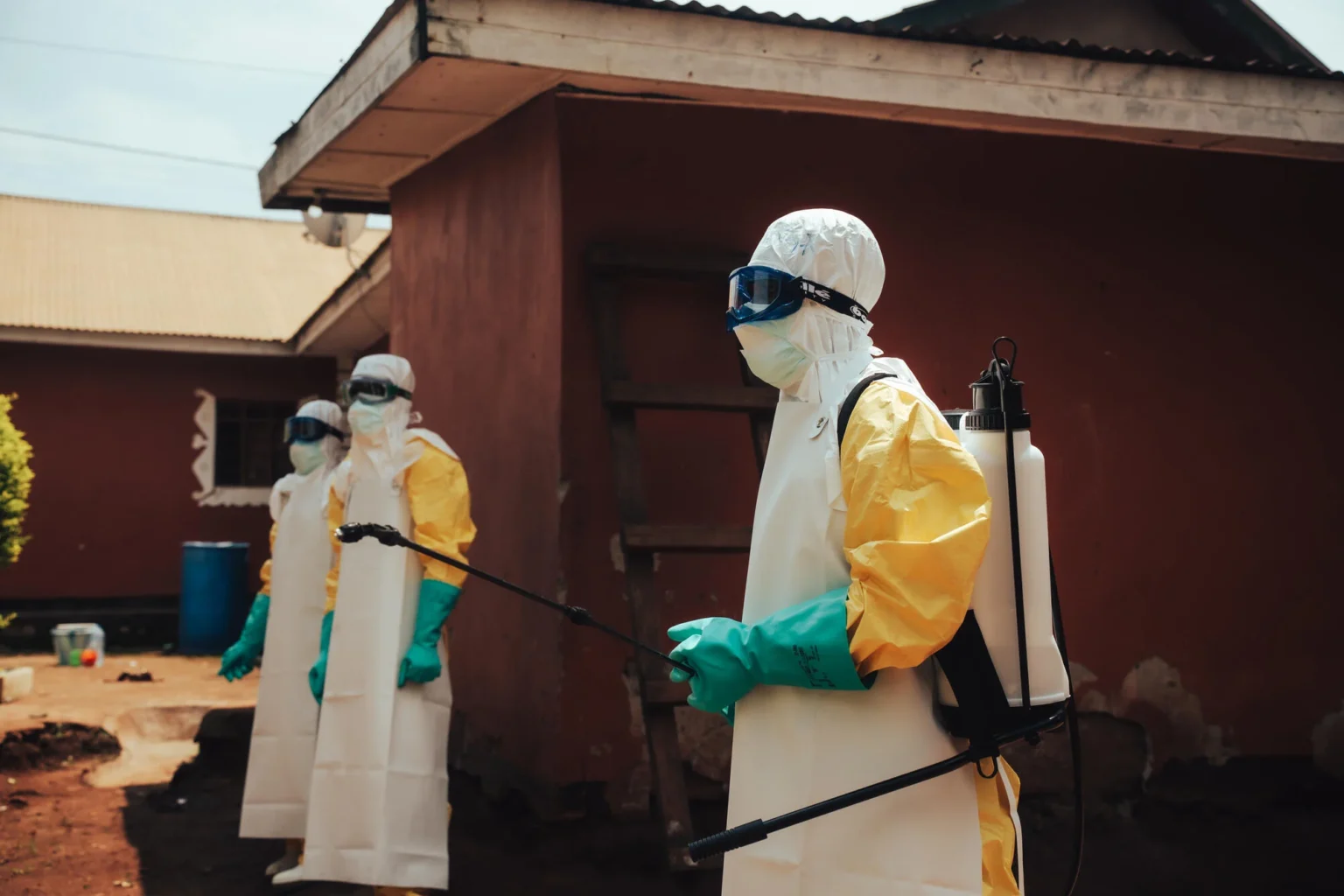 RDC : un humanitaire de MSF testé positif à Ebola et évacué aux Pays-Bas un humanitaire de MSF testé positif à Ebola et évacué aux Pays-Bas