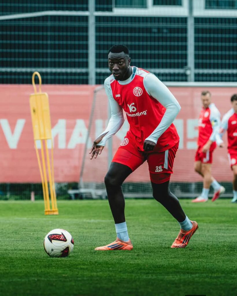 Silas Katompa retrouve l’entraînement collectif après sept mois d’absence