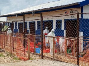 Beni : huit guéris d’Ebola, dont un bébé de 29 jours huit guéris d’Ebola, dont un bébé de 29 jours