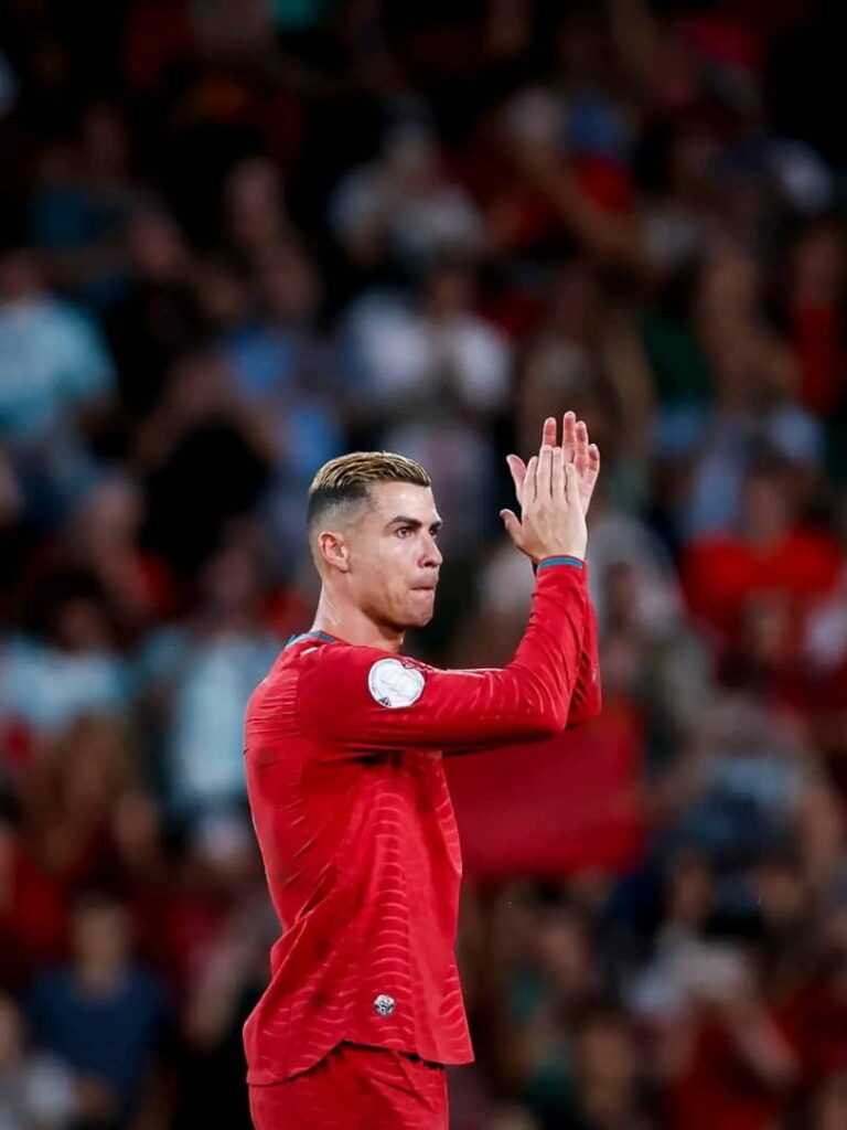 Ronaldo s’excuse et ouvre la porte à son retour en sélection