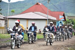 la MONUSCO remet 16 motos aux autorités locales